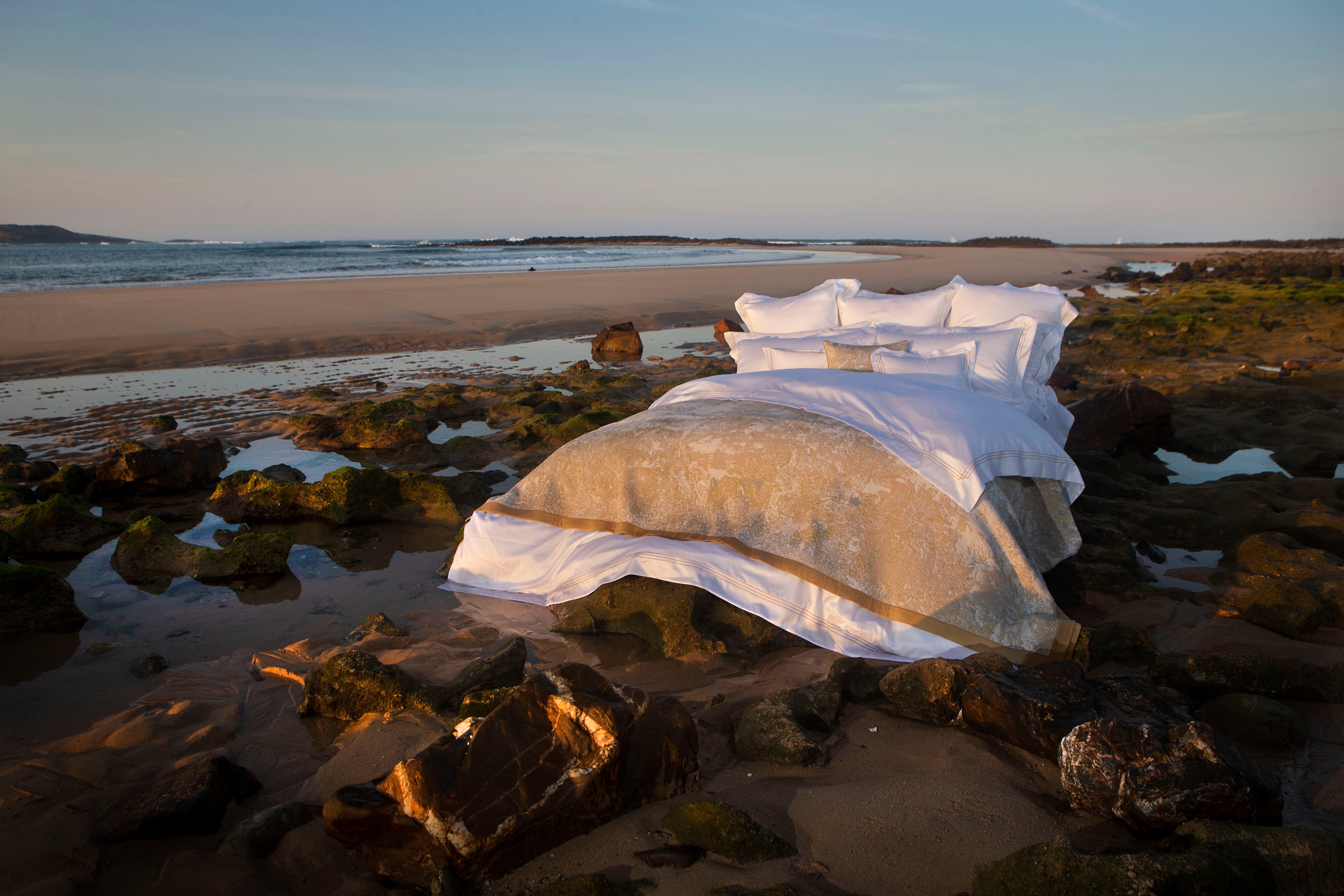 Bedspreads & Decorative Pillowcases