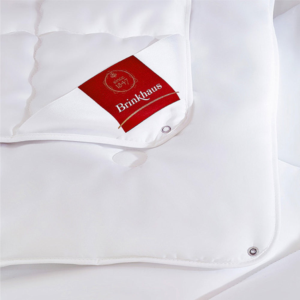 The New Bauschi Lux Light Duvet, 4.5 Tog Thermofill Fibre