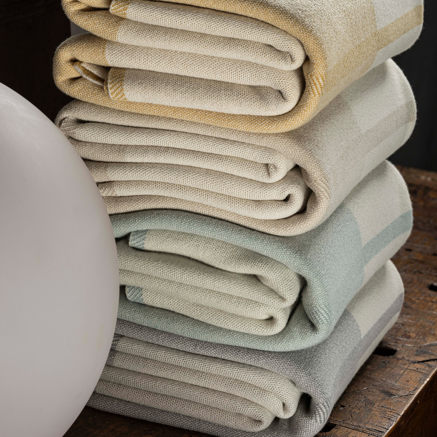 Pastor Bedcover - Throw