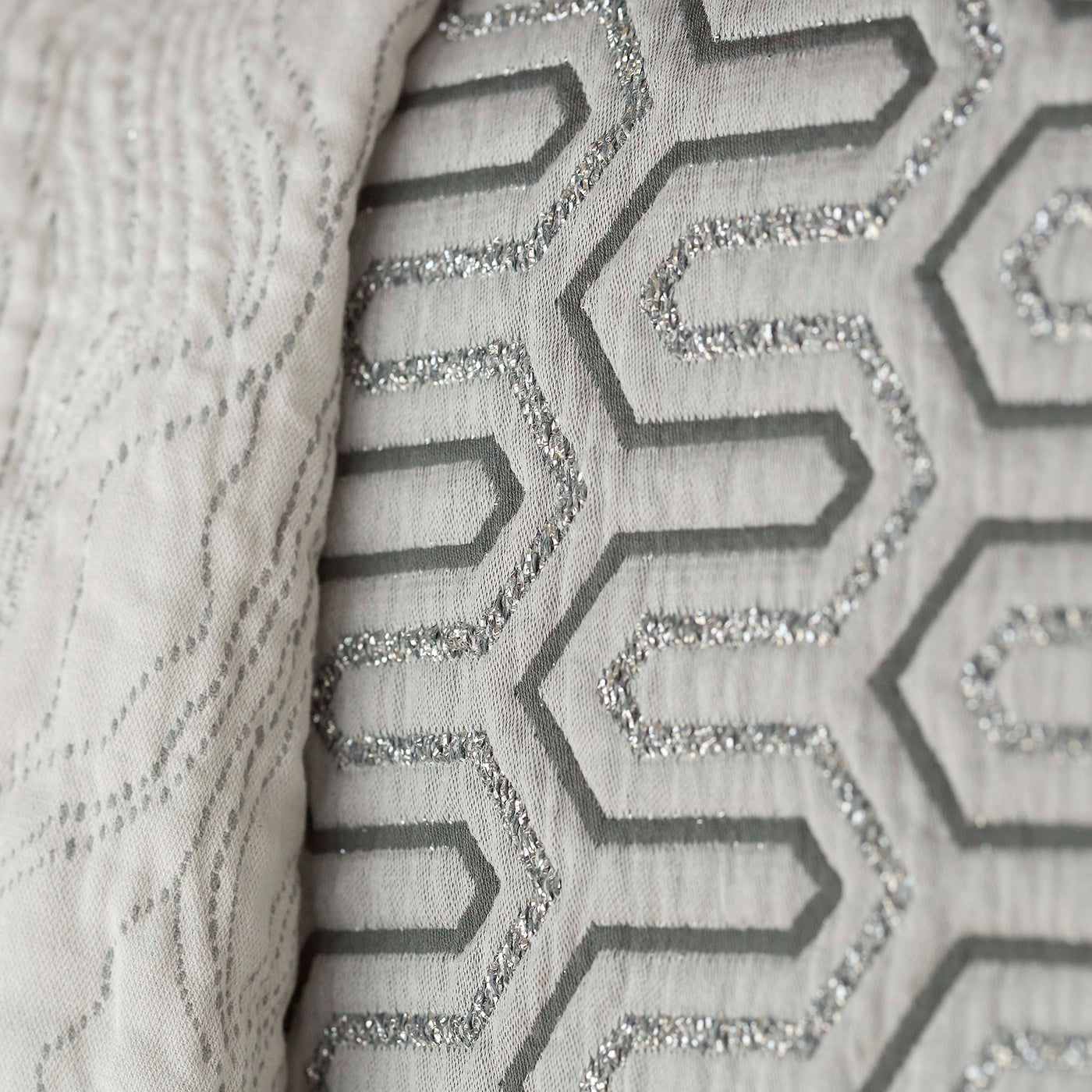 Vendome Bedcover - Throw