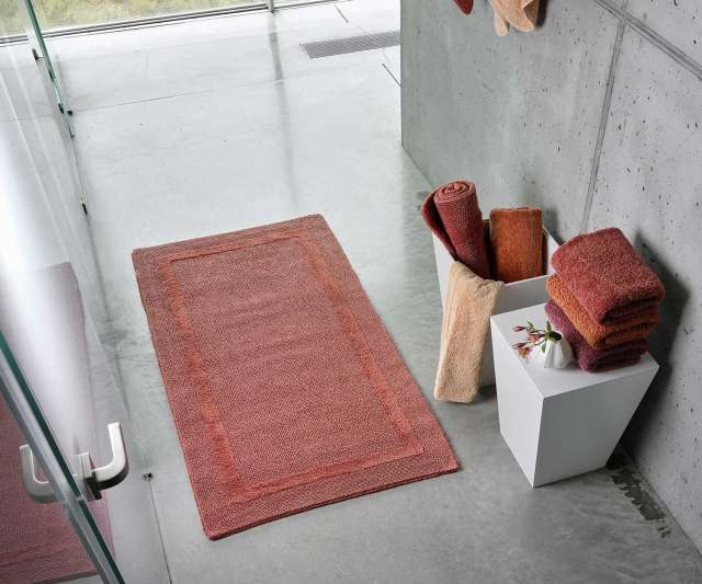 Reversible Bath Mat